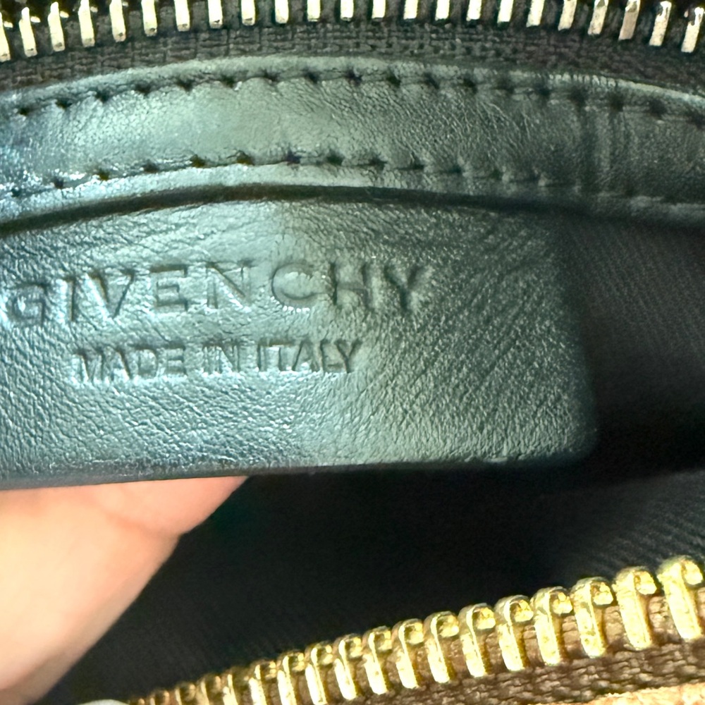 Givenchy Small Pepe Pandora tumbled sheepskin bag in Cigare - Picture 8 of 16